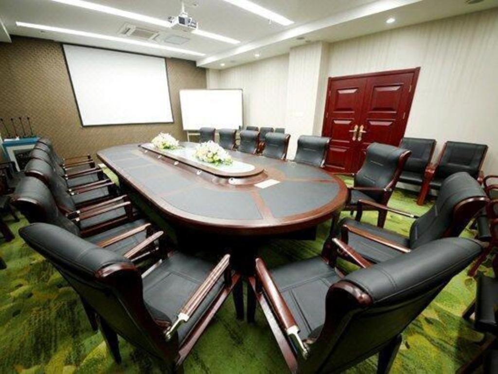 Chonpines Hotels- Shijiazhuang Fangbei Ershilipu  Экстерьер фото